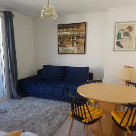 Logement Entier - Appartement T4 Hypercentre Dans Une Rue Calme - Stationnement Gratuit Tarbes Dış mekan fotoğraf