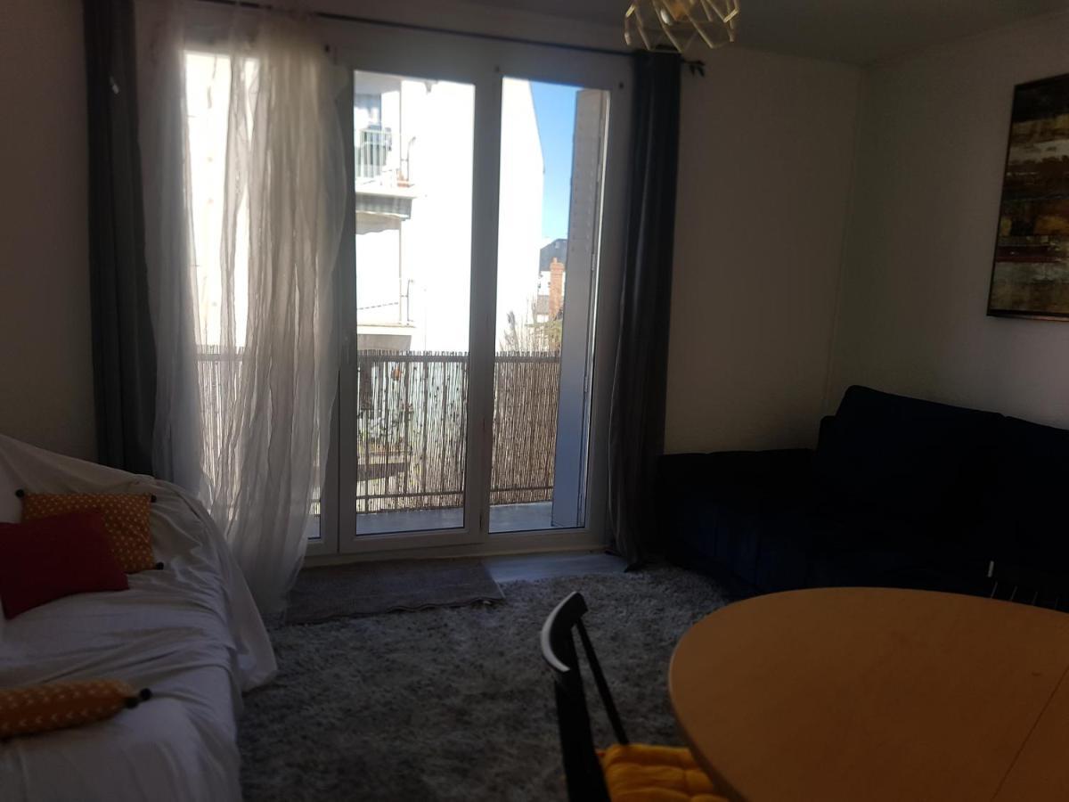 Logement Entier - Appartement T4 Hypercentre Dans Une Rue Calme - Stationnement Gratuit Tarbes Dış mekan fotoğraf